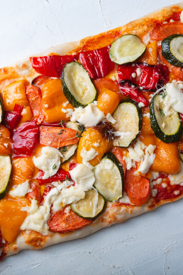 Sebzeli pizza