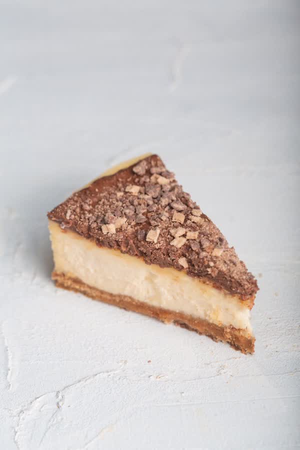 Kitkat cheesecake
