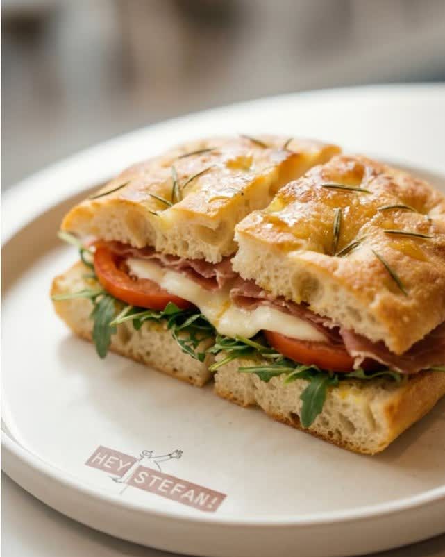 Focaccia sandviç